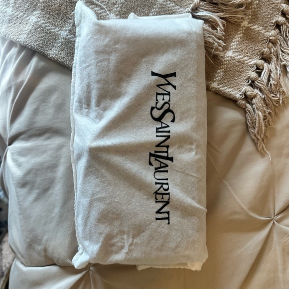 Yves Saint Laurent Natural Raffia Shoulder Bag with Gold Chain - Picture 8 of 8